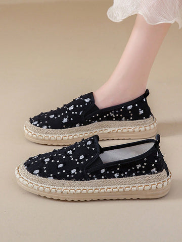 Handmade with durable canvas, these Summer Chic Fisherman Shoes are slip-resistant and versatile for all your outdoor adventures. Stay stylish while staying safe with these must-have shoes.