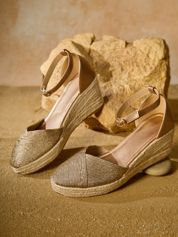 Step into autumn with these trendy closed toe woven high heel sandals! Their strappy platform wedge design adds a playful twist to your fall and Halloween outfits while keeping your feet cozy and stylish. Perfect for making a statement at any seasonal event, these sandals combine comfort and charm to elevate your look with ease.