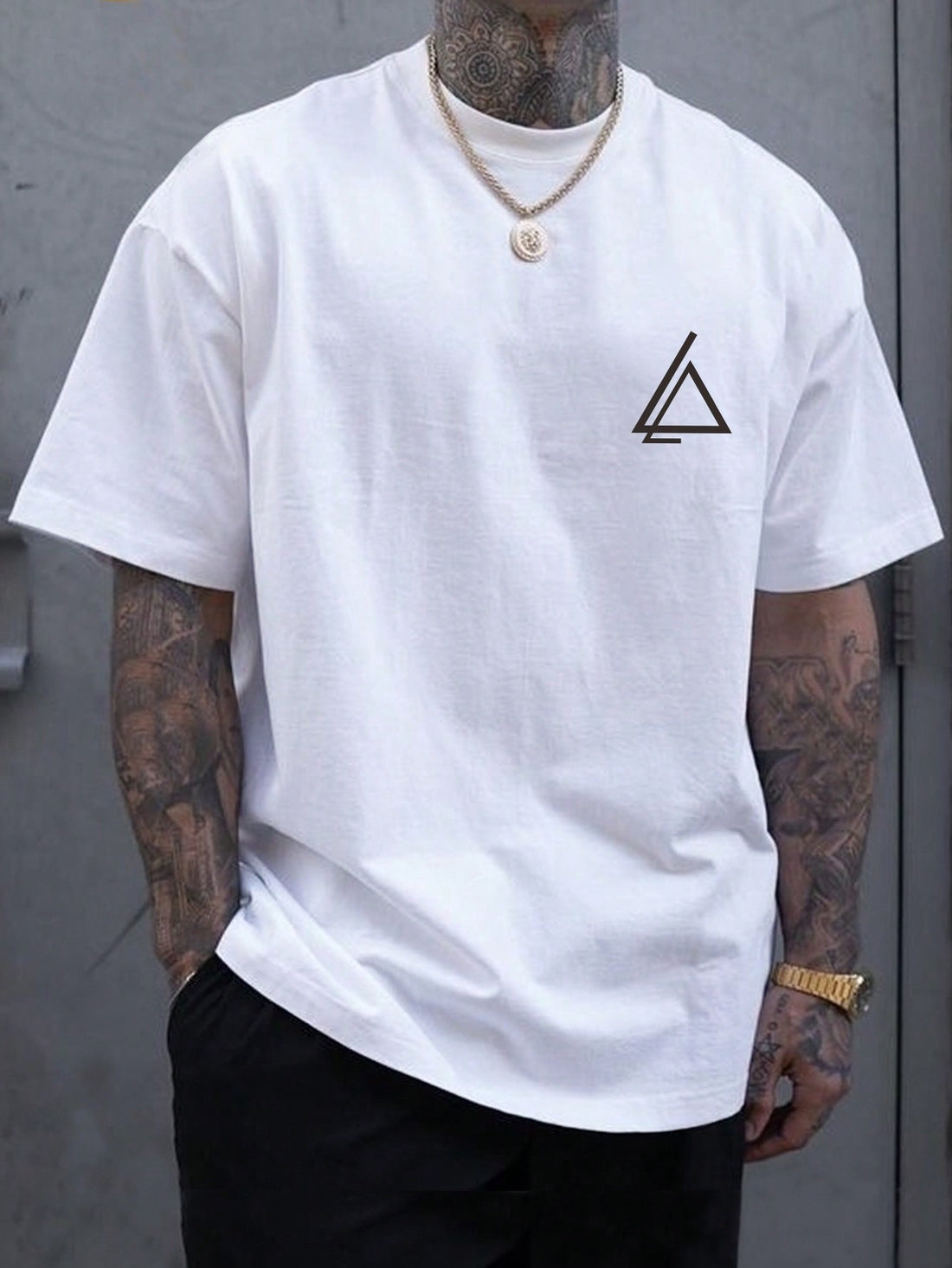 Surprise your trendy boyfriend with this must-have summer tee! Featuring a unique geometric graphic design, this is the perfect gift that will make him stand out in style. Get ready to make his summer even hotter with this trendy and fashionable shirt!