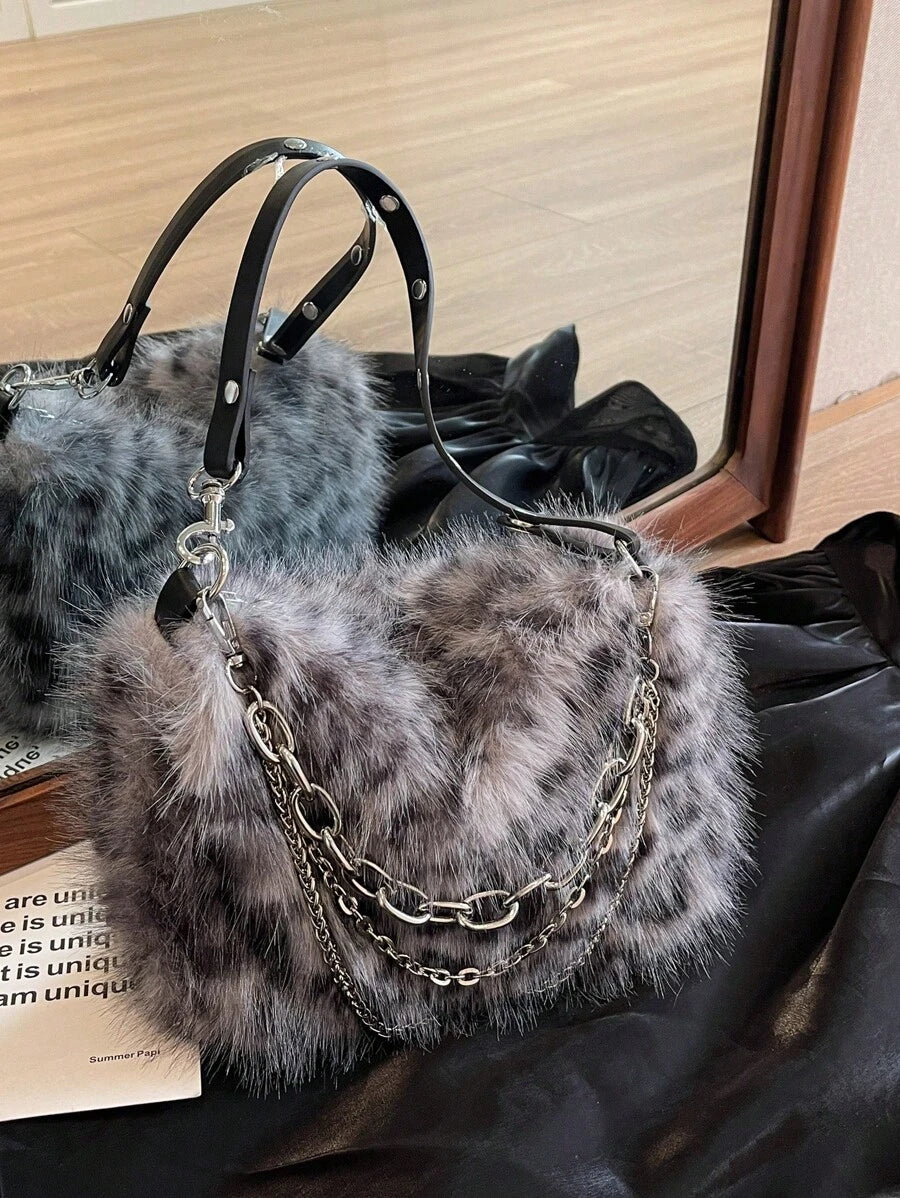 Add a wild touch to your outfit with this Trendy Leopard Spot Fluffy Crossbody Bag. Cozy and cute, it’s the perfect companion for fall and winter adventures, keeping your essentials close while adding a fun, furry flair to your look. Lightweight and easy to carry, it’s ready to accompany you on chilly days with style and sass.