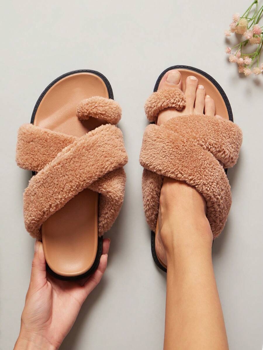 Step into summer fun with these trendy tan flat sandals, featuring soft PU faux fur for a cozy yet stylish vibe. Perfect for beach strolls or casual days out, they combine comfort and flair effortlessly. Lightweight and easy to slip on, these sandals are your go-to for relaxed, sunny adventures all season long.