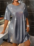 Elevate your summer wardrobe with our Trendy Plus Size Silver Foil Printed Summer Dress. The eye-catching silver foil print adds a touch of glamour and the plus size design ensures effortless style. Look and feel confident and stylish, perfect for any summer occasion!