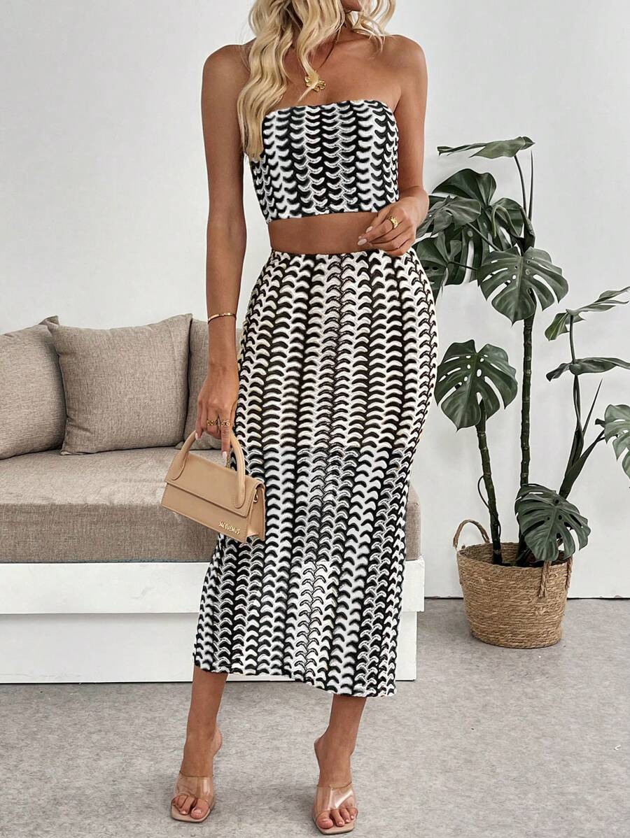 Turn heads this season with our chic 2-piece striped set! The cropped bandeau top pairs perfectly with a sleek bodycon skirt, creating an effortlessly stylish silhouette that's ideal for beach getaways, night outs, or vacation vibes. The bold stripes add personality while the fitted design flatters your curves. Mix, match, or wear together—this versatile duo is your new go-to for looking fabulous wherever adventure takes you!