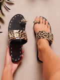 Experience the breathtaking fusion of heritage footwear artistry and sharp, modern architectural tailoring. This stunning patterned shoe is meticulously designed for the woman who values a high-fashion, 