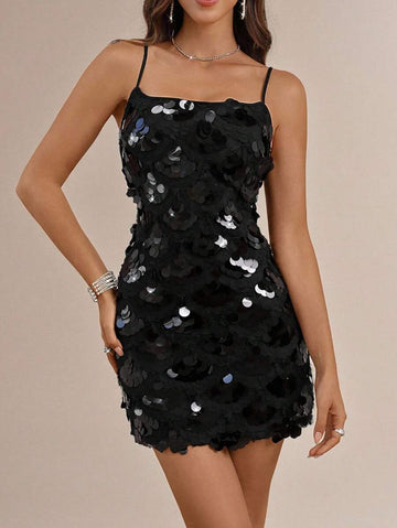 Step out in style with this trendy white mini dress, adorned with delicate beads that add just the right touch of sparkle. Its slim fit flatters your silhouette, making it perfect for casual outings or special weddings. Light, chic, and effortlessly playful, this dress is your go-to for turning heads wherever you go.