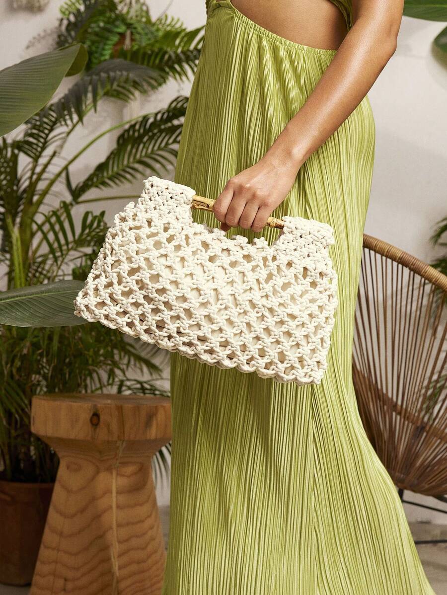 Add a pop of fun to your daily look with this trendy women's casual hollow-out woven clutch. Its unique woven design keeps things airy and light, while the hollow-out pattern adds a charming touch of texture. Perfect for carrying your essentials whether you're out on the town or just running errands, this clutch blends style and casual cool effortlessly. Easy to pair with any outfit, it’s your new go-to for playful, everyday chic.