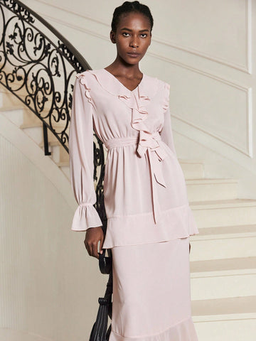 Step into charm and comfort with this Trendy Women’s Ruffle Hem Long Sleeve Midi Dress. Its playful ruffle hem adds a flirty twist while the long sleeves keep you cozy in cooler weather. Perfect for fall outings and holiday celebrations, this dress effortlessly blends style with comfort to make you feel fabulous all season long.