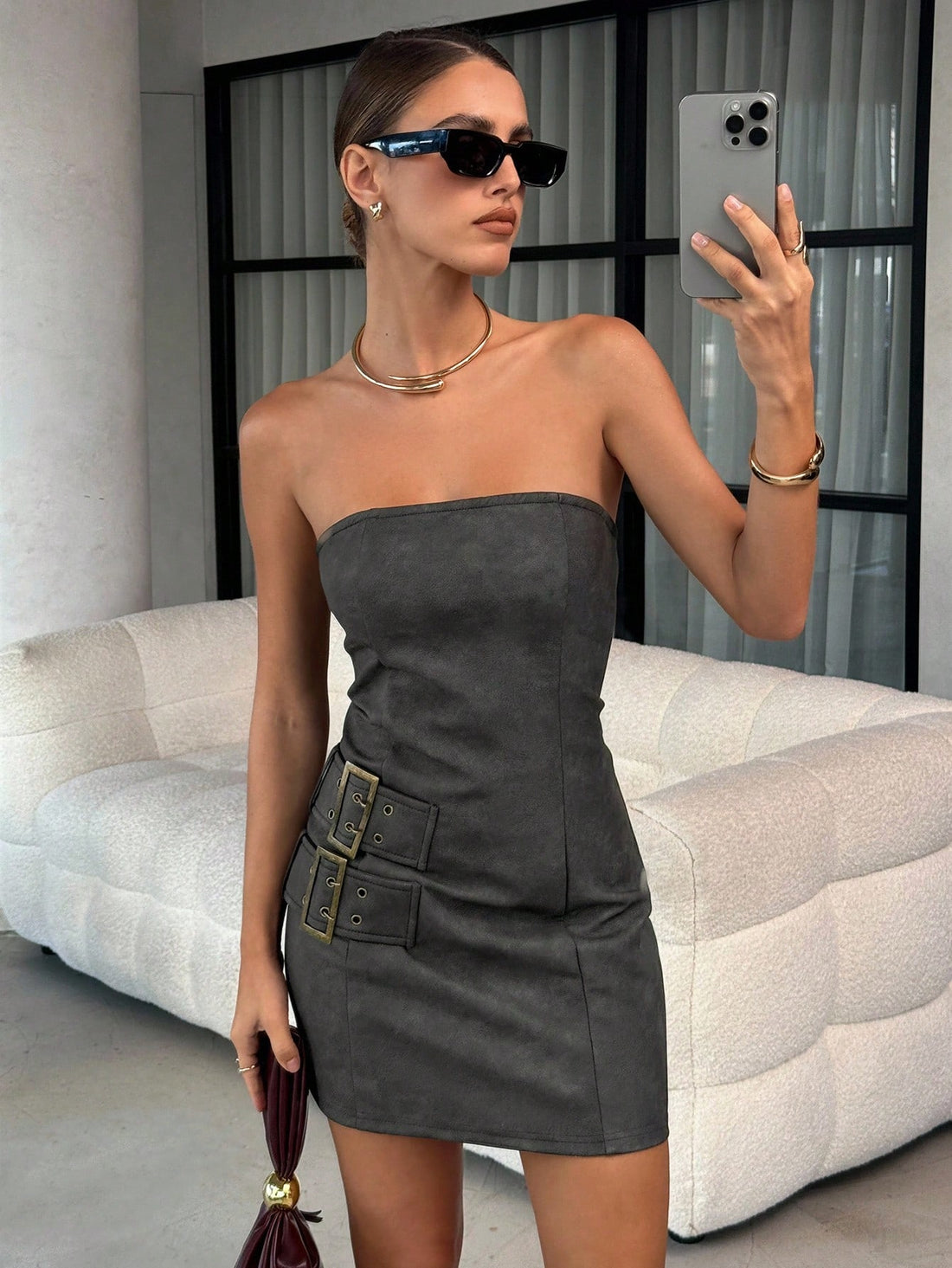 Turn heads this summer with our Trendy Women's Solid Fitted Bandeau Mini Dress. Its sleek, body-hugging fit and strapless design make it perfect for sunny days and lively nights. Easy to style and effortlessly chic, this mini dress is your go-to for a playful, confident look that keeps you cool and fabulous all season long.