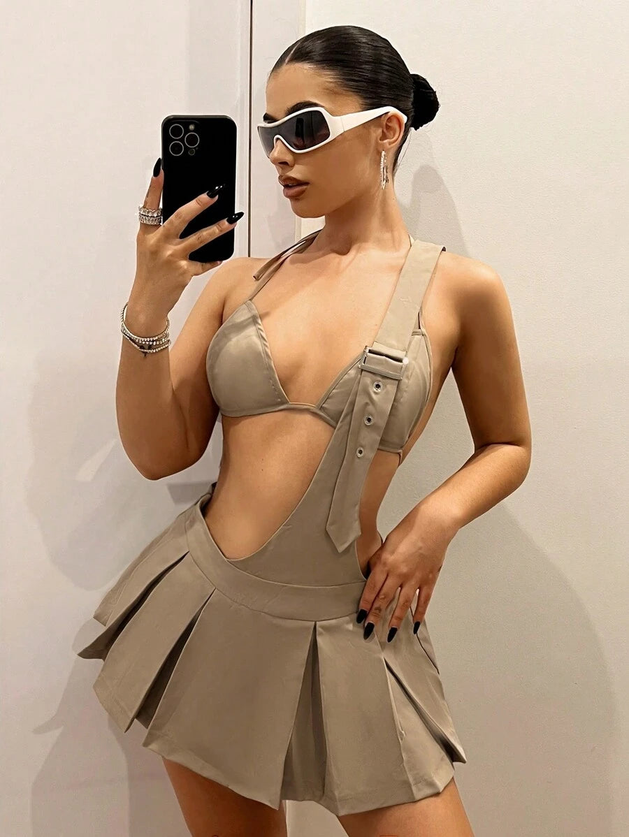 Embrace early 2000s nostalgia with this must-have Y2K bra and mini skirt set. Perfect for back-to-school season or summer adventures, this coordinated duo delivers instant style with its trendy silhouette and playful aesthetic. The fitted bra offers comfortable support while the mini skirt flatters with its classic cut. Mix and match with your favorite basics or go full Y2K with layered tops and chunky accessories. Ideal for anyone looking to capture that iconic early-2000s vibe this season.
