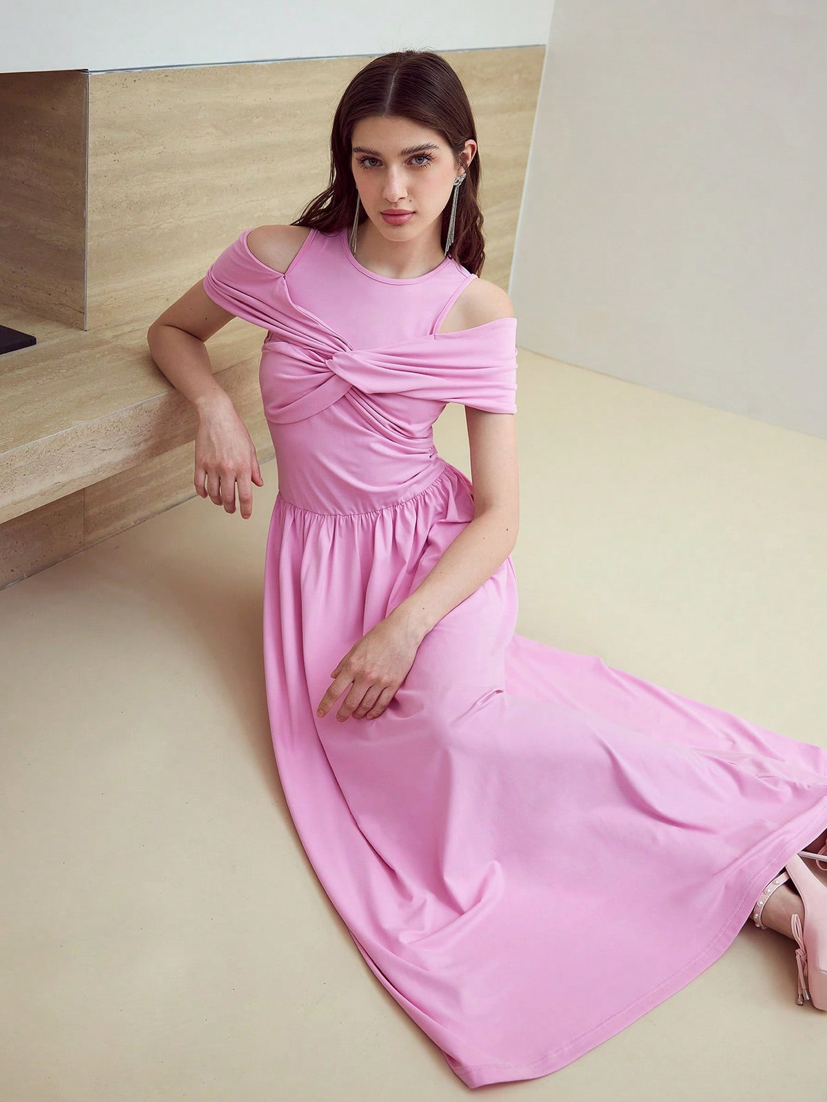 twist front dress Cold Shoulder Technology_Cushioning System ASOS DESIGN maxi long Size:40W | 34-36L size M MINKPINK Alessia