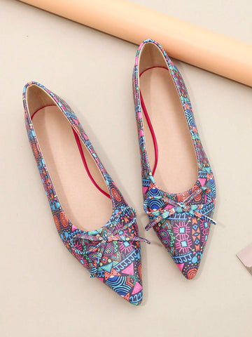 Elevate your style with our Vintage Chic: Graphic Patterned Flats for Spring and Autumn. Featuring unique patterns that add a touch of vintage to any outfit, these flats are perfect for transitioning between seasons. With their comfortable fit and stylish design, they are a must-have for any fashion-forward wardrobe.