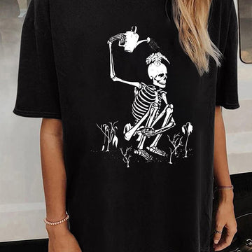Discover the perfect Halloween look with our Vintage Skull Print Women's Casual T-Shirt. With a spooky design and versatile style, it's the perfect choice for any occasion. Made with high-quality materials, this t-shirt is both comfortable and stylish. Get ready to turn heads and make a statement this Halloween season!