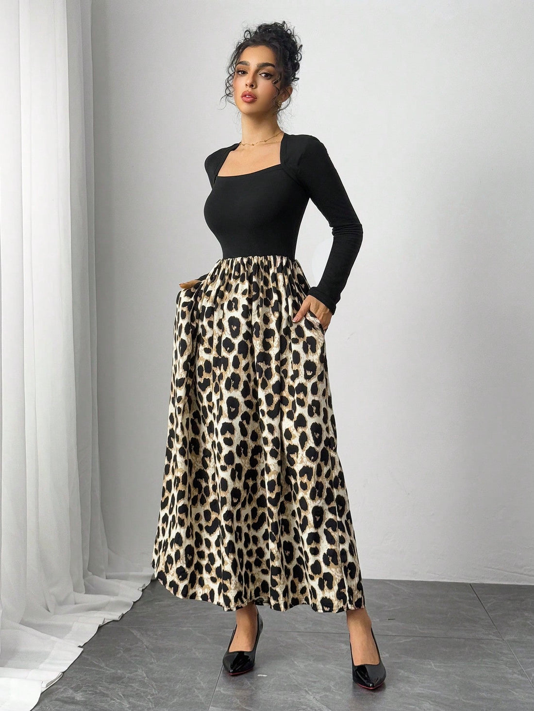 Unleash your wild elegance in this leopard print long dress! With a warm wool lining and convenient pockets, you'll stay cozy and stylish all season long. No need to sacrifice fashion for comfort with this unique piece. (Purr-fect for any occasion!)