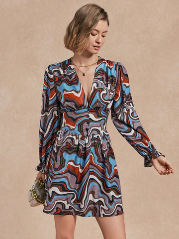 This trendy Women's Autumn Casual Wave Striped Mini Shift Dress is perfect for Fall Fashion. With stylish comfort in mind, this dress is a must-have for any wardrobe. Its unique wave striped design adds a touch of fun and playfulness to your look. Get ready to rock the season!