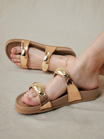 Step into sunshine with these playful brown open toe thong sandals! Their comfy lace-up design keeps your feet cozy and secure, perfect for casual spring and summer days. Lightweight and breezy, these flats add a fun twist to any outfit while letting your toes enjoy the fresh air. Whether you're strolling the park or meeting friends, these sandals bring easygoing style and all-day comfort to your warm-weather wardrobe.