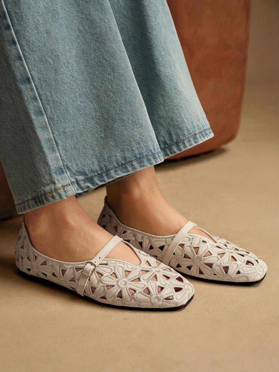 Step into comfort without sacrificing style! These women's casual embroidered flats feature a charming hollow-out design that keeps your feet cool during busy days. Perfect for running errands, heading to the office, or casual weekend outings, they slip on effortlessly and pair with everything from jeans to dresses. The delicate embroidery adds a touch of personality while the lightweight construction makes them ideal for all-day wear. Whether you're commuting across town or exploring your neighborhood, the