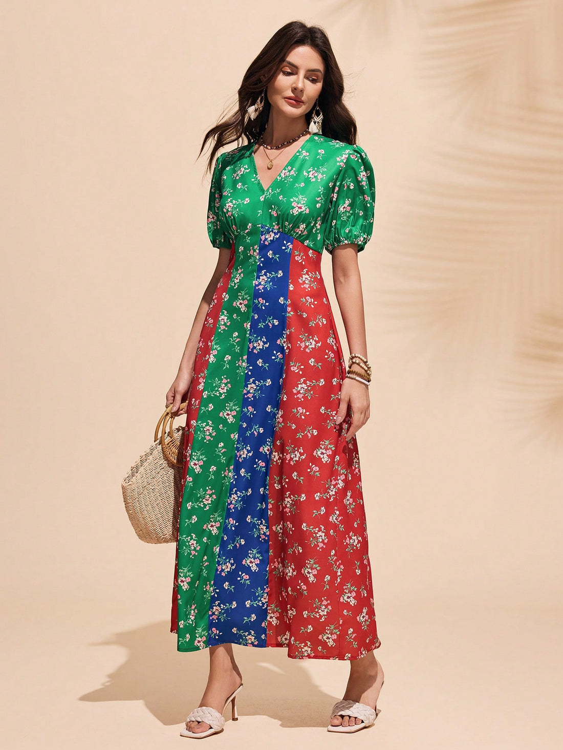 Effortlessly stylish and playful, this Women's Casual Multicolor Patchwork Floral Puff Sleeve Mini Dress is a must-have for any wardrobe. The unique patchwork design and vibrant floral print make for an eye-catching look, while the puff sleeves add a touch of femininity. Perfect for any casual occasion, it's the epitome of effortless style!