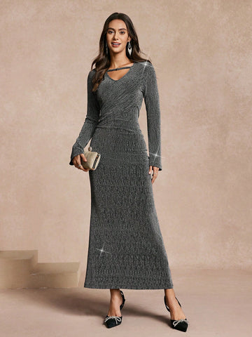 Turn heads in this Women's Casual Slim Fit Long Sleeve Hollow Out Dress. With its effortless elegance, you'll feel confident and stylish all day long. The slim fit hugs your curves while the hollow out design adds a touch of chic. Perfect for any occasion, this dress is a must-have for your wardrobe.