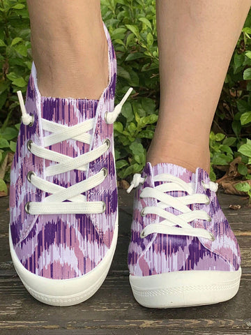 These Women's Floral Print Casual Sneakers combine style and comfort with a lightweight sole, perfect for all-day wear. The low top design and floral print add a trendy touch to any outfit. Enjoy an elevated level of comfort with these stylish sneakers.