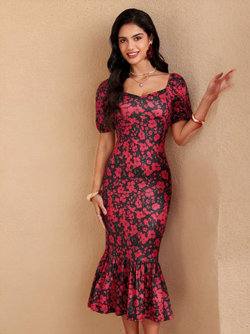 Celebrate love in style with our Women's Red Floral Print Sweetheart Neck Puff Sleeve Mermaid Dress! This dress features a playful sweetheart neckline and elegant puff sleeves, perfect for a romantic Valentine's Day. The mermaid silhouette accentuates your curves and the red floral print adds a touch of whimsy.