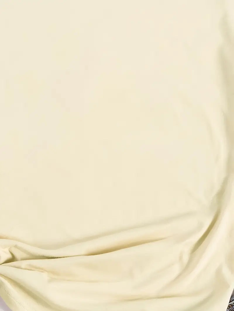 This Cute Christmas Print T-Shirt is the perfect festive addition to your wardrobe. Crafted from soft polyester, this casual crew neck tee is not only comfortable but also machine washable. Show off your holiday spirit with its cute and fun Christmas print design.