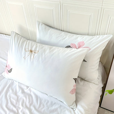 Pastoral Blooms: 3-Piece Fashionable Duvet Cover Set with Soft Comfort for Bedroom or Guest Room