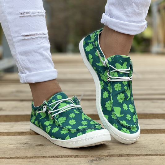 Stay comfortable and stylish with these classic canvas shoes for women. The shoes feature an eye-catching leaf pattern and offer a snug fit for all-day wear. The flexible outsole ensures a soft, natural walking experience, while the lightweight design adds an extra touch of comfort.