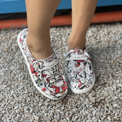 Stylish and Festive: Women's Christmas Pattern Canvas Shoes - Slip On Lightweight Shoes for Casual and Outdoor Comfort