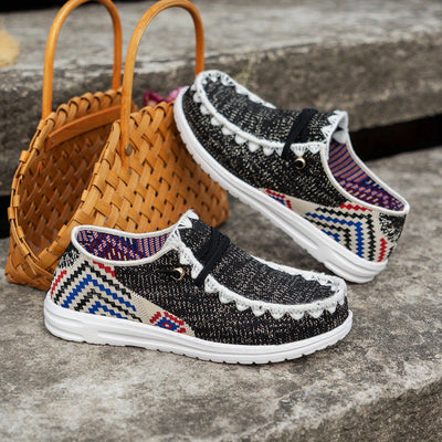 Stylish Tribal Pattern Women's Canvas Shoes - Comfortable and Versatile Walking Shoes