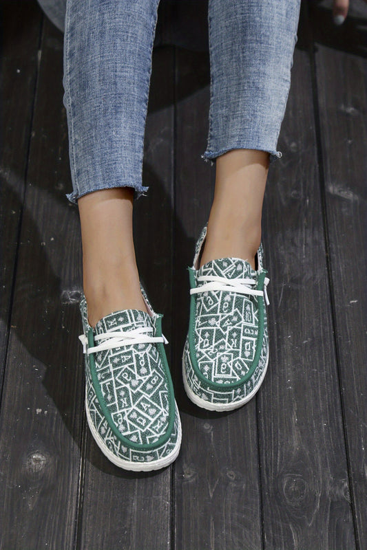 Poker Chic: Women's Fashion Lace-Up Boat Shoes offer an exciting design with card pattern laces. Crafted from quality materials, the shoes are comfortable yet stylish. Fabric lining and a cushioned insole provide all-day comfort.