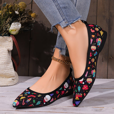 Festive Footwear: Women's Christmas Print Flat Shoes - Trendy Slip-Ons for Casual and Daily Looks