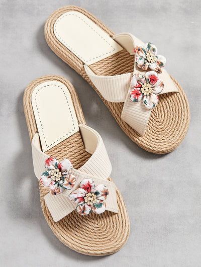 Introducing our Chic Colorblock Flower Decor Cross Strap Slides, the perfect blend of style and comfort. The colorful design and cross strap feature make these slides a must-have fashion statement. Step into style with these chic slides today.