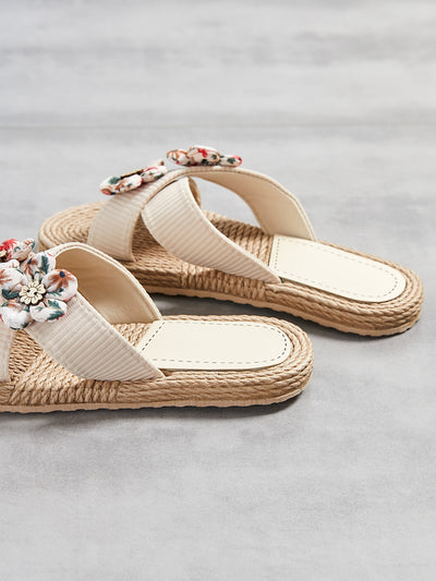 Chic Colorblock Flower Decor Cross Strap Slides: Step Into Style