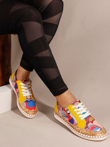Women's Classic Lace-up Sneakers for Versatile and Comfortable Casual Wear