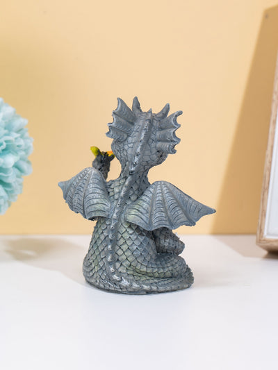 Creative Dragon Design Polyresin Decoration: Mystical Home Accent