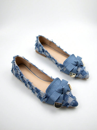 Denim Delight: Raw-Trim Bow Detail Ballet Flats for Fashionable Outdoor Style