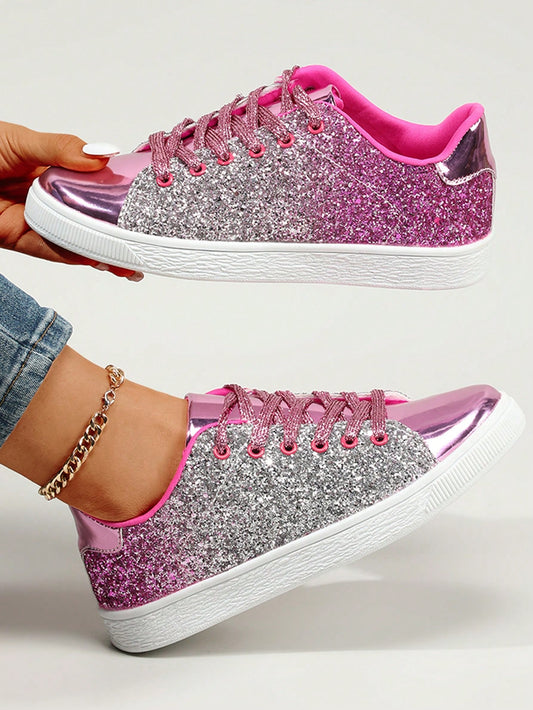 The Sequin Dreams lace-up skate shoes are perfect for taking you from a stylish street look to comfortable sporty outings. Featuring sequin uppers for a sparkling touch, these shoes also have a lace-up front and shock-absorbent outsole for superior comfort. A must-have for the fashionable athlete!