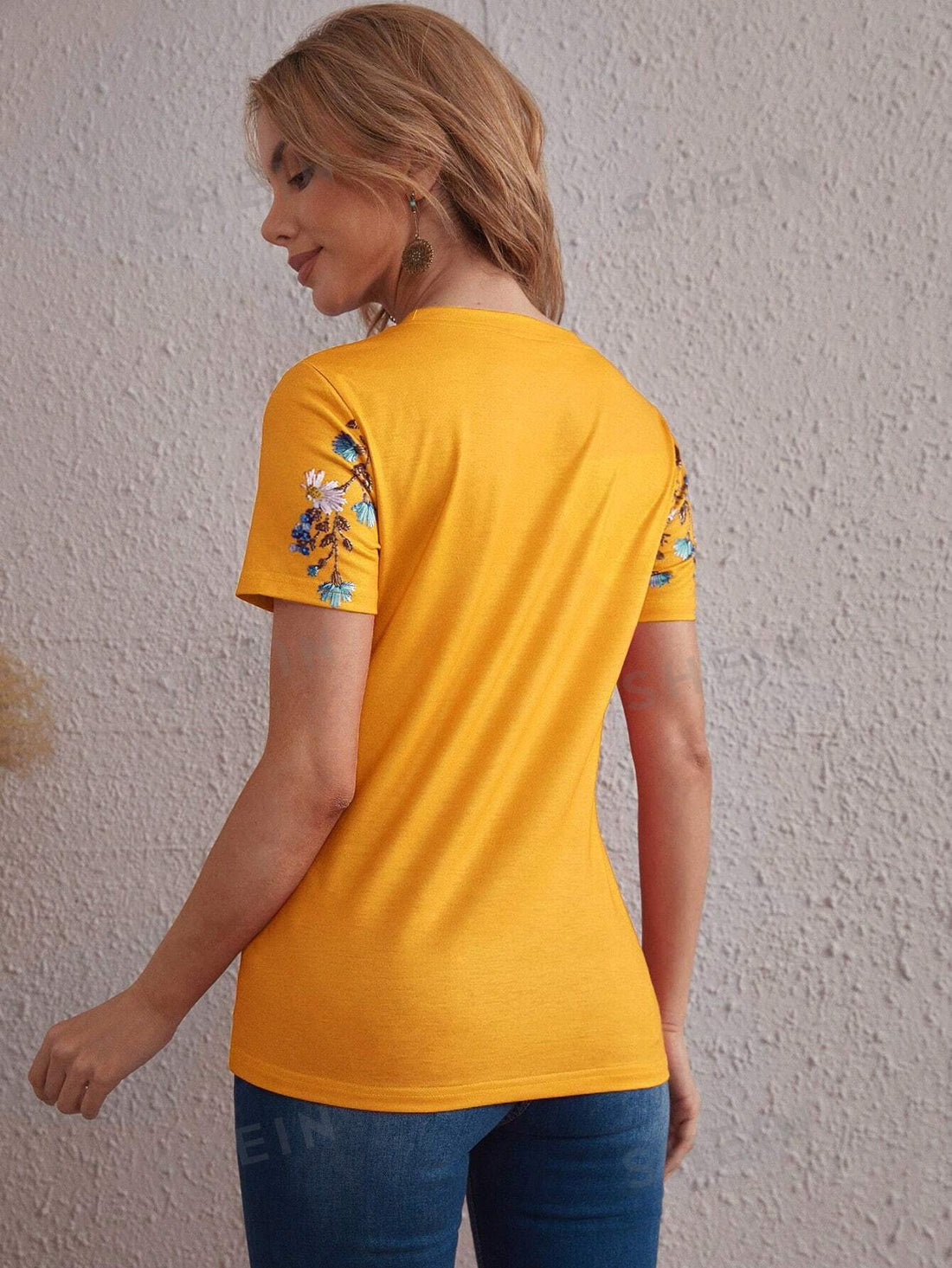 Introducing the Spring Blooms Round Neck Tee. With its vibrant floral design and comfortable round neck, this tee is the perfect addition to your spring wardrobe. Made from high-quality materials, it offers both style and comfort. Enjoy the beauty of spring with this must-have tee.