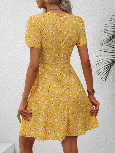 Bloom in Style: Floral Print Plunging Neck Puff Sleeve Dress