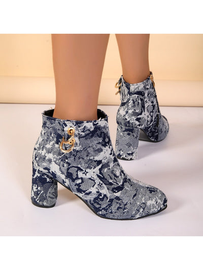 Sophisticated Style: Women's Chunky Heel Outdoor Boots