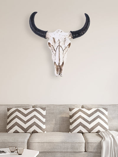 Nordic Style Imitation Resin Bull Skull Head Wall Decor: Ornate Animal Skeleton Art for Home