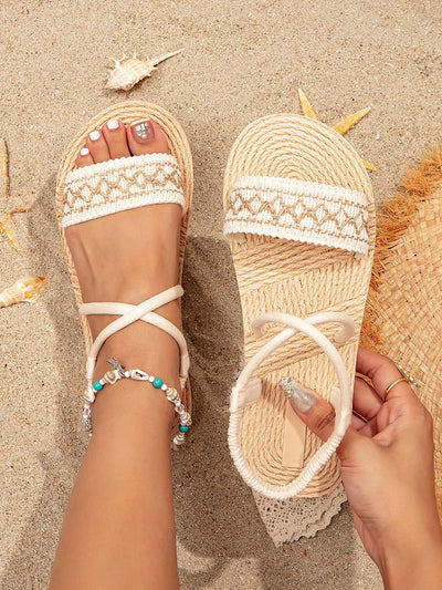 Summer Vibes: Women's Geometric Tropical Flat Sandals for Vacation