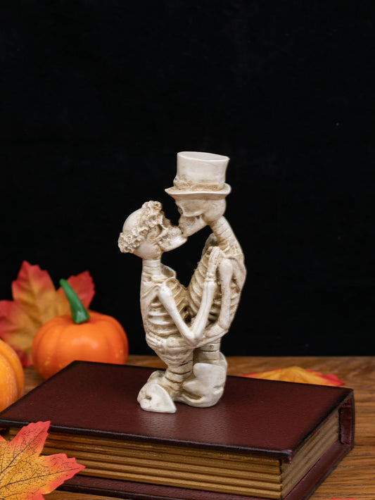 Spooky Love: Skull Couple Decorative Ornament