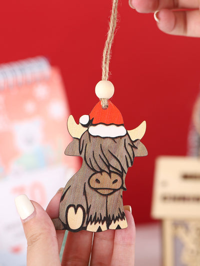 Western Christmas Charm: Vintage Hat-Wearing Mountain Bull Wooden Ornament