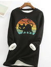 This Halloween-themed sweatshirt features a unique cat print – perfect for any occasion! Crafted from lightweight yet warm material, this stylish top features long sleeves and a crew neckline for comfortable all-day wear. Enjoy the perfect spooky chic look this season!