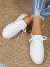 Pure White Lace-Up English Style Leather Sport Shoes: Fashionable and Breathable Sneakers for Students