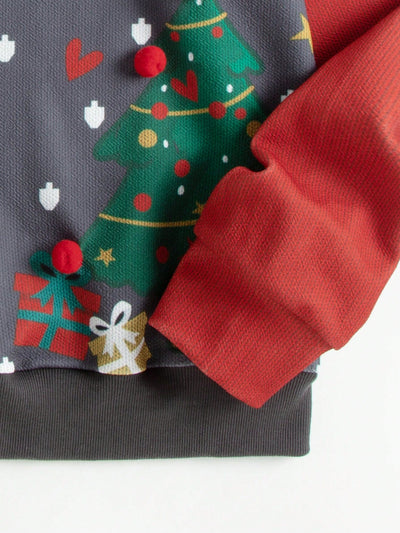 Festive Comfort: Christmas Print Drop Shoulder Sweatshirt for Cozy Celebrations