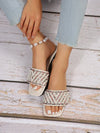 Fashionable Faux Pearl Flat Sandals: Perfect for Spring, Autumn, and Summer!