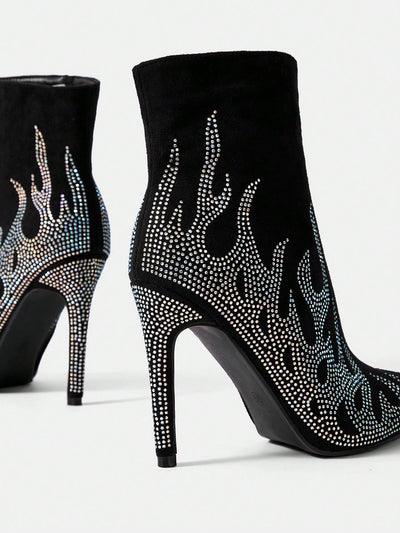 Statement-Making High Heeled Women's Boots in Iconic Style