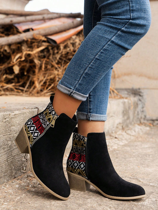 Western Chic: Embroidered Chunky Heel Boots for the Fashionable Woman